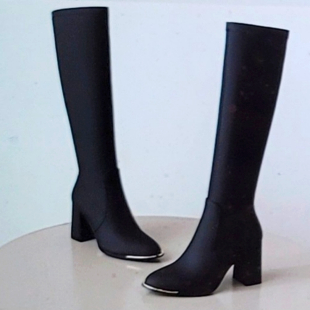 NIB Pointed Toe chunky heel long boots with side zipper wear 8 hours size 10